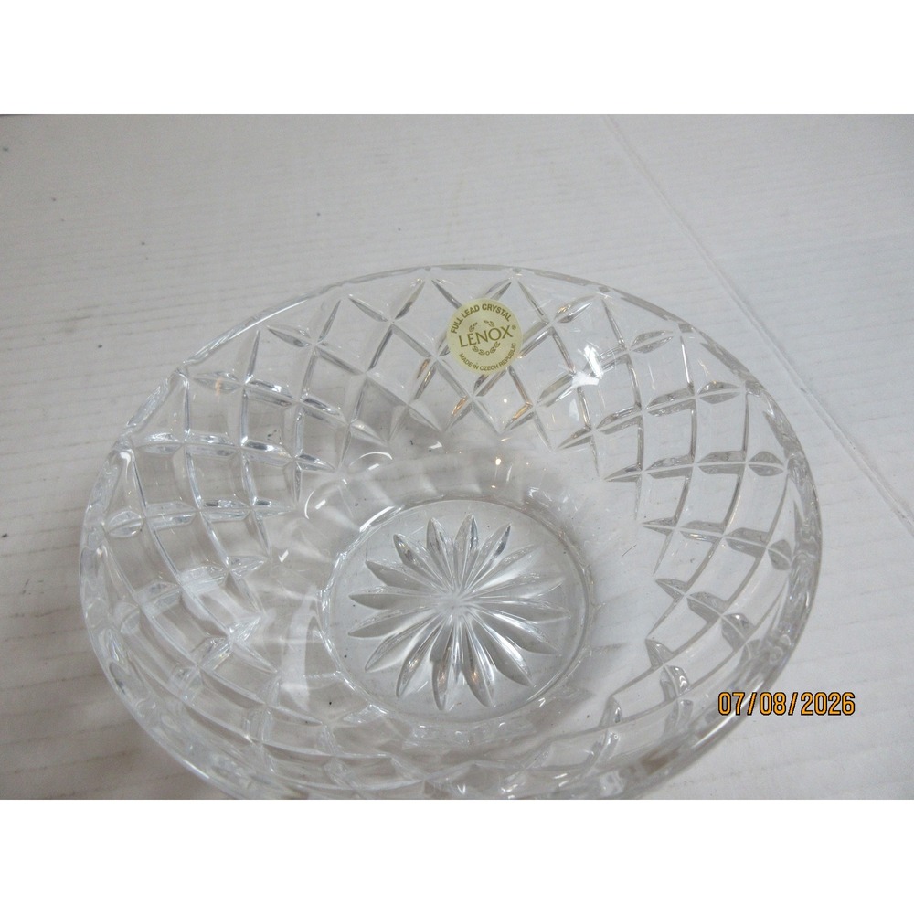 Lenox Full Lead Crystal Bowl Diamond Cut Starburst Base Czech Republic Clear 5"